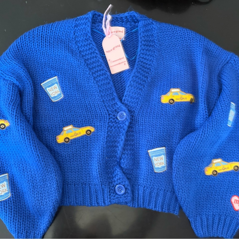Mure-Grand Blue Cardigan with Yellow Taxi Motif